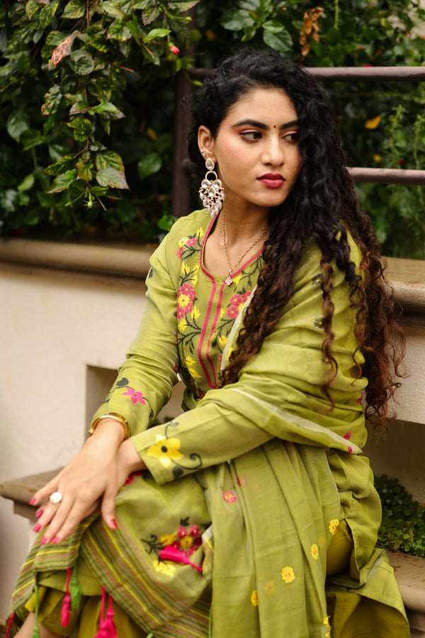 Parijaat Jamdani Suit Set