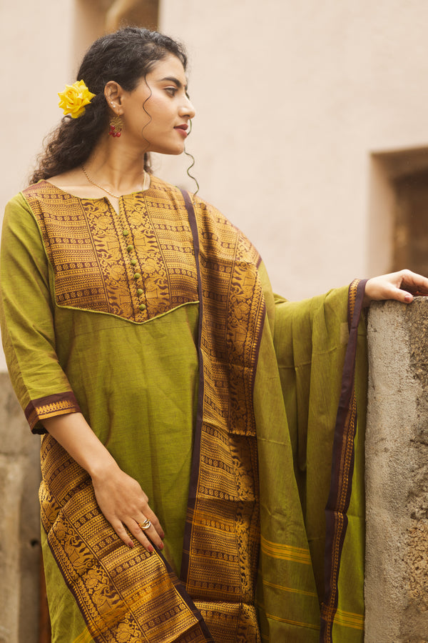 Harit Sutra kanchi cotton Suit Set