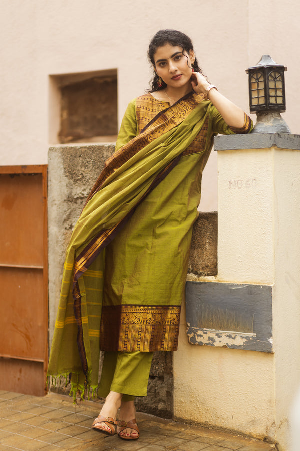 Harit Sutra kanchi cotton Suit Set