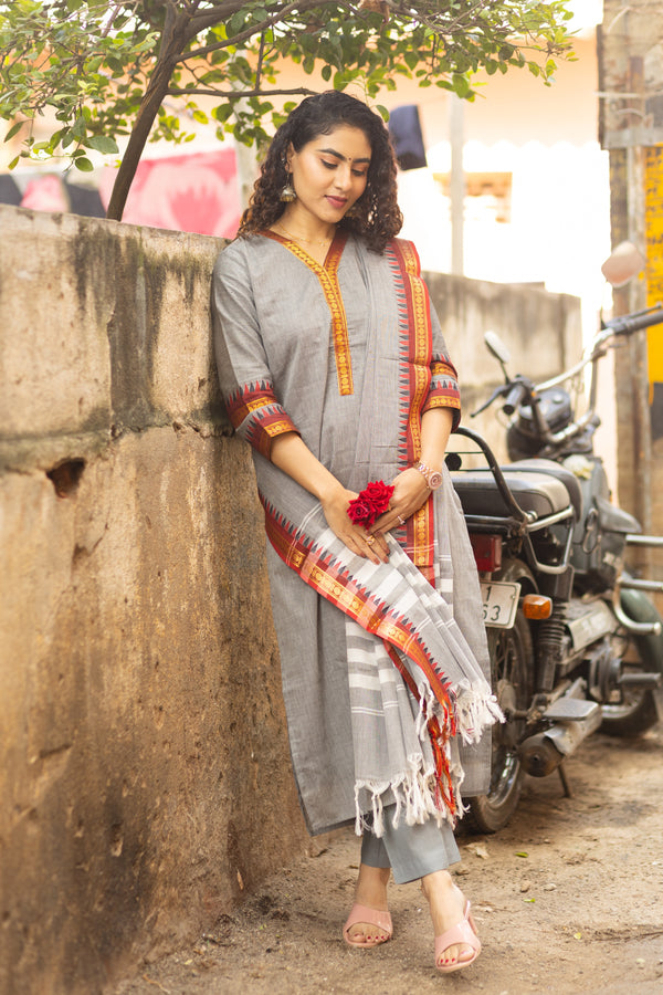🌟Viraaya – Grey Pattu Cotton Kurta Set-with lining