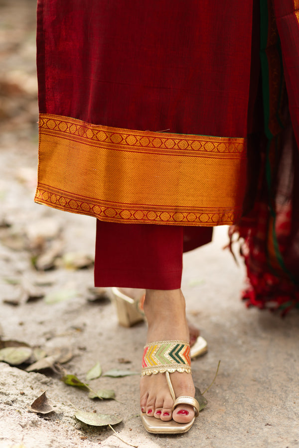 Pranika Naryanpeth Handloom Cotton Elegance Set-With lining