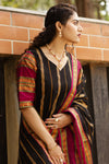 Veldhaari Pattu South Cotton – Midnight Gold Elegance