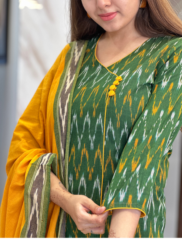 Sundari Sunset Ikkat Suit Set