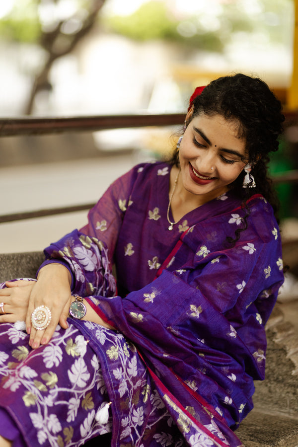 πͺ» IshiraDrape Yourself in Royal Charm with Handwoven Jamdani Eleganceπͺ»