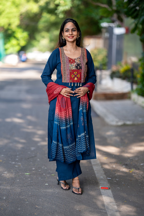 🌟Tassel Tale Heritage Cotton Kurta Set