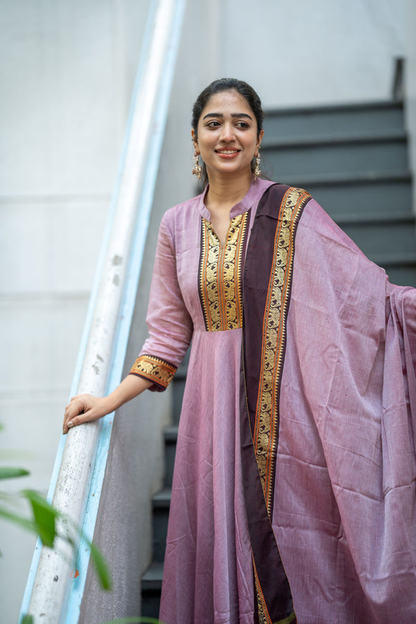 Tvarita Bloom Narayanpeth Handloom Cotton Anarkali Set