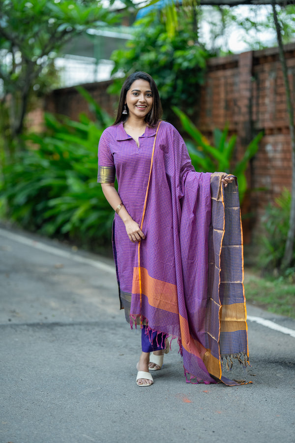 💜 Grace with Kanchi Cotton Traditional Checks & Zari Brilliance 💜