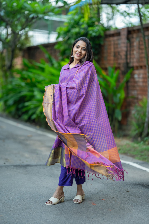 💜 Grace with Kanchi Cotton Traditional Checks & Zari Brilliance 💜