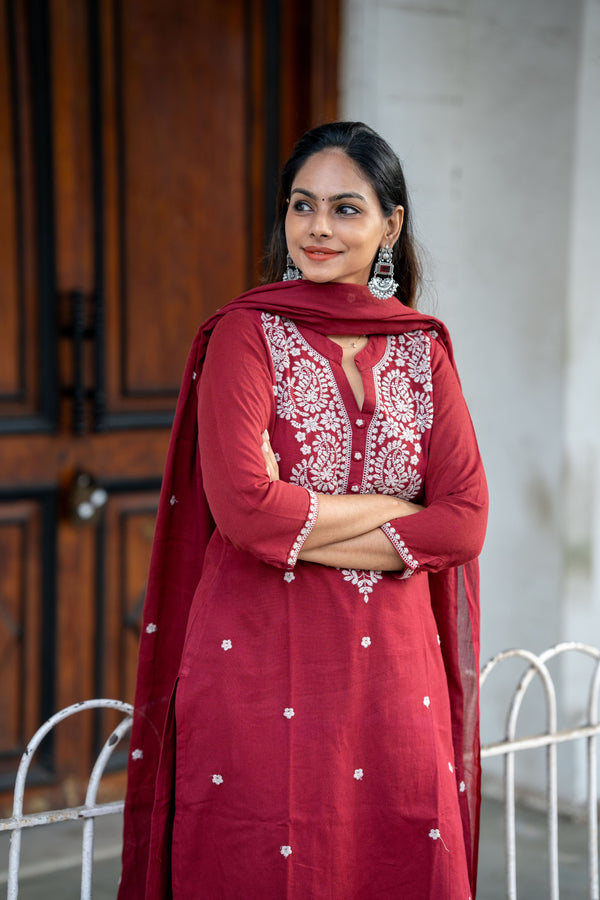 ❤️ Embrace Grace in Handcrafted Embroidery & Pure Cotton Comfort ❤️