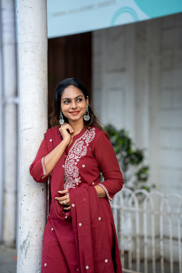 ❤️ Embrace Grace in Handcrafted Embroidery & Pure Cotton Comfort ❤️