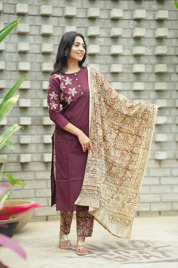 Hamsa Maroon Blossom