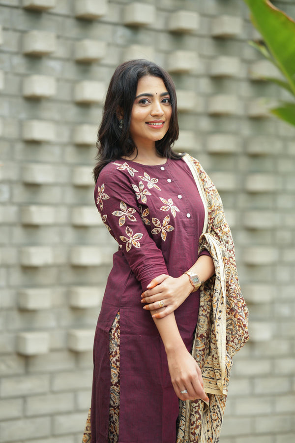 Hamsa Maroon Blossom