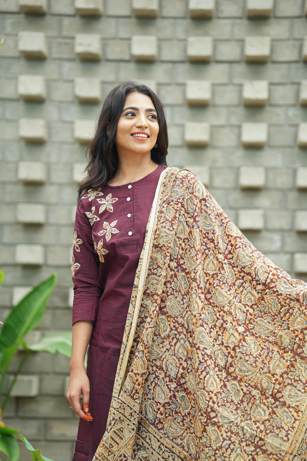 Hamsa Maroon Blossom