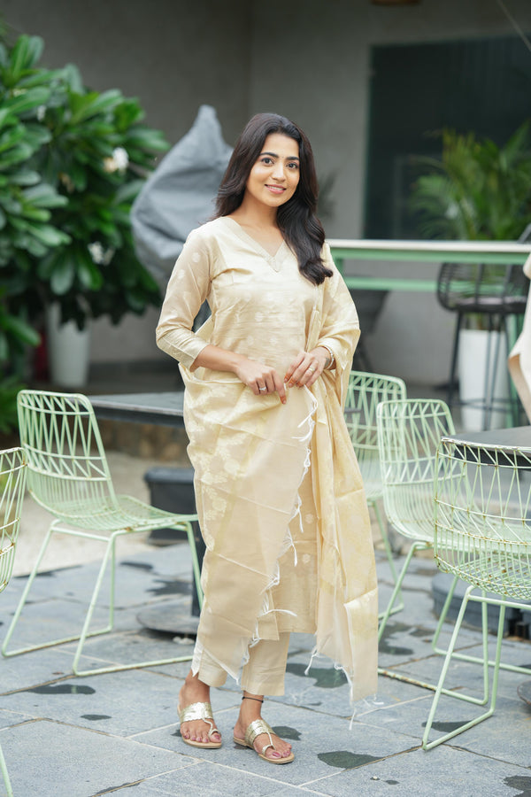 Kalyani Champagne Grace