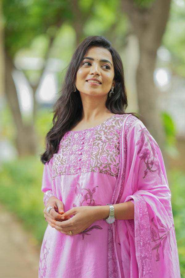 Valli Elegant Floral Pink Hand Block Salwar Suit