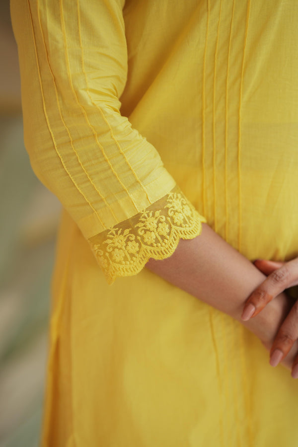 Kshitija Sunny Elegance Kurta Set