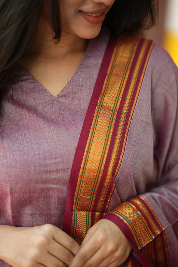 🌸 Mauve Pastel Loom – Narayanpet Grace