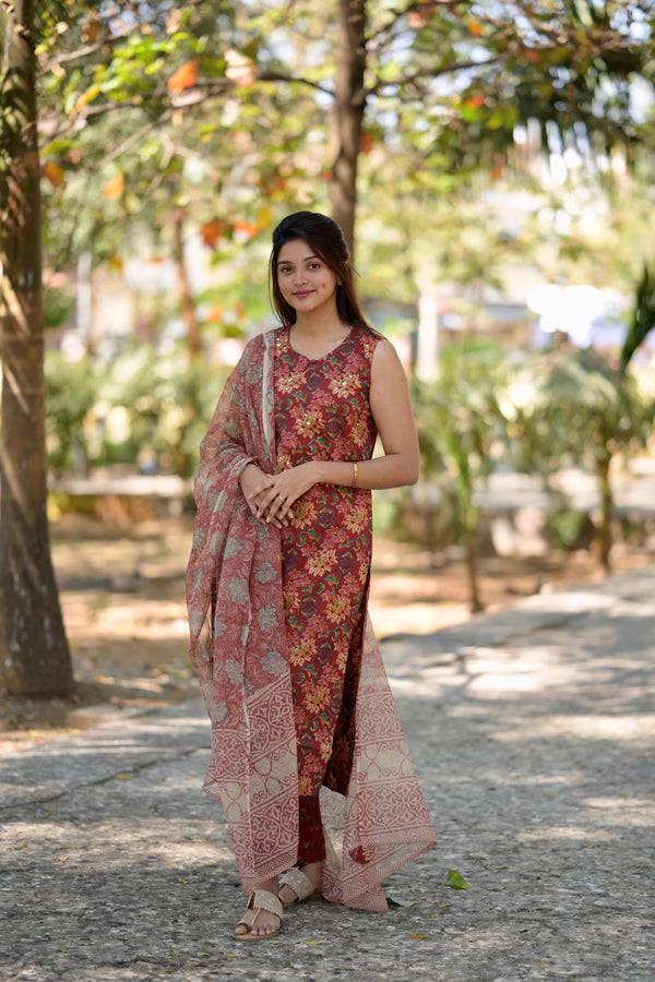 Saanvika Handblock Cotton Suit Set (Sleeves Attached)