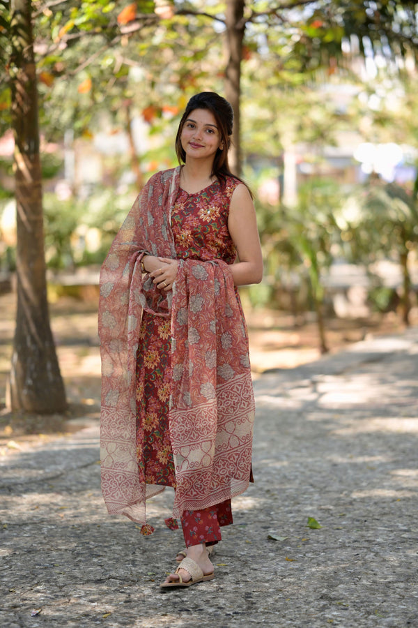 Saanvika Handblock Cotton Suit Set (Sleeves Attached)