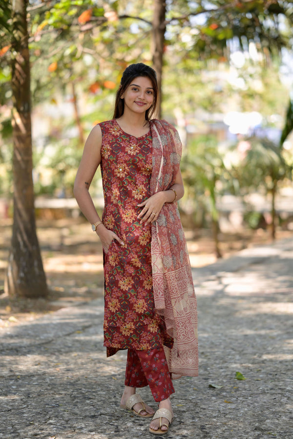 Saanvika Handblock Cotton Suit Set (Sleeves Attached)