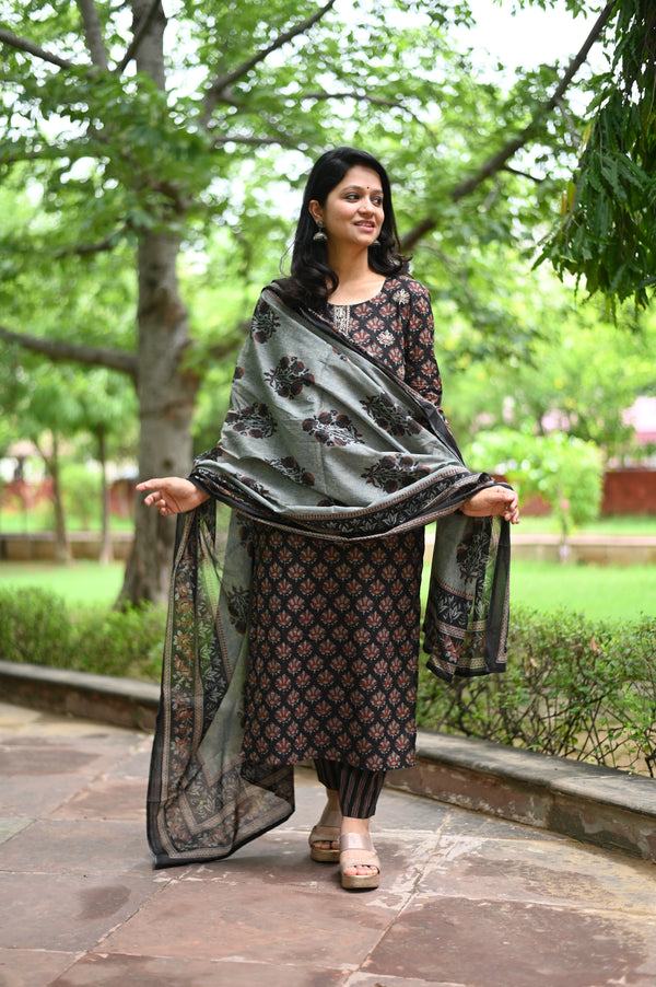 Hridaya Vintage Bloom Set