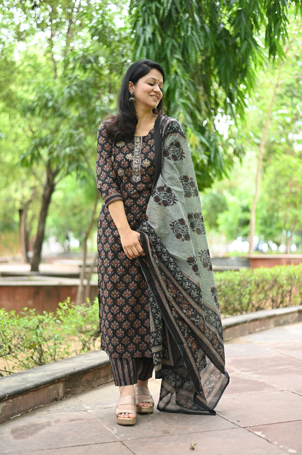 Hridaya Vintage Bloom Set