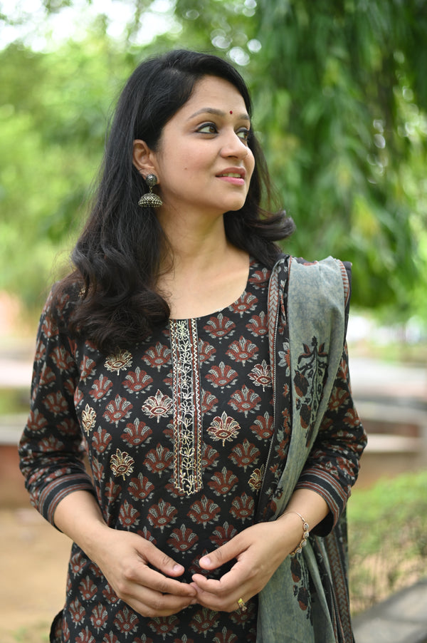 Hridaya Vintage Bloom Set