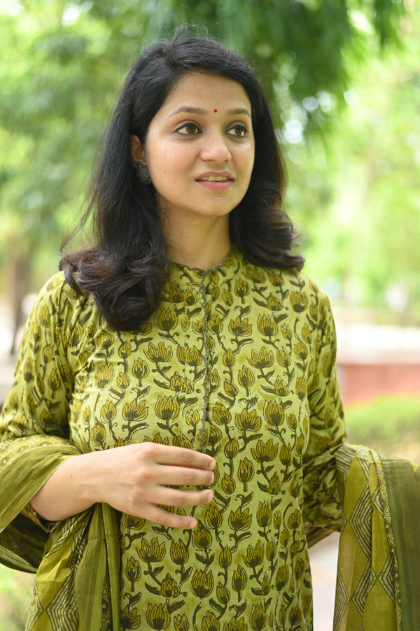 Ichha Olive Flora Ensemble