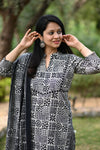 Kritika Monochrome Cotton Suit Set