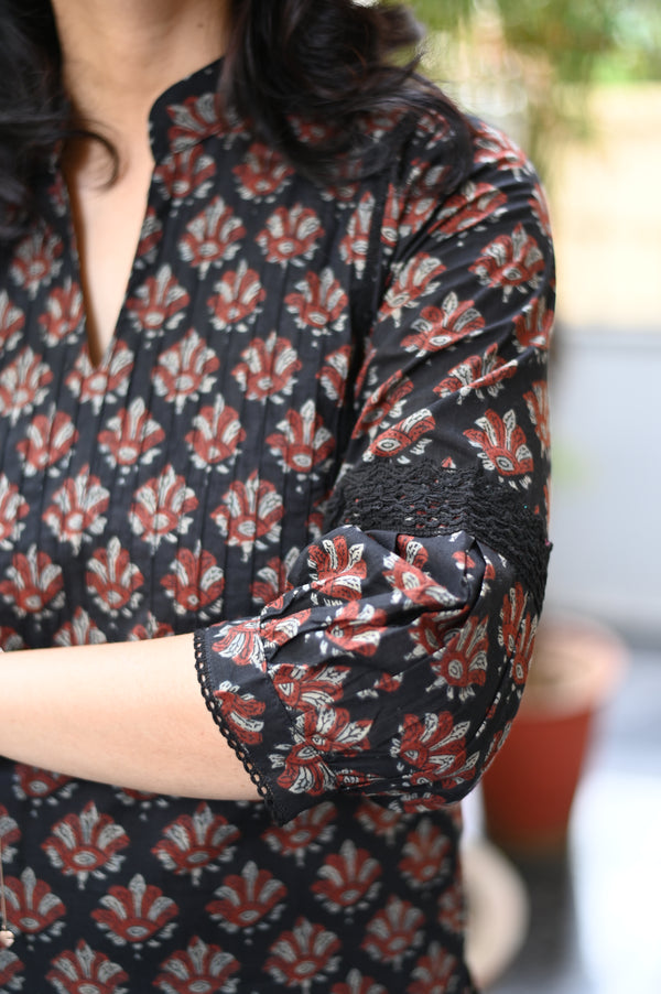 Manjiri Midnight Blossom Kurta