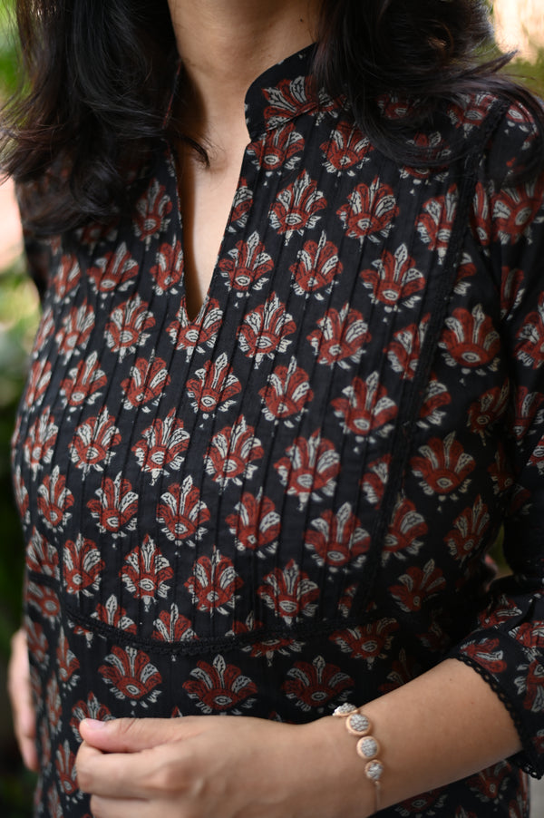 Manjiri Midnight Blossom Kurta