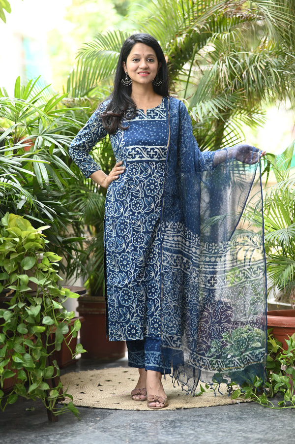 Meherbaan Indigo Bloom Handblock Suit Set πΏ