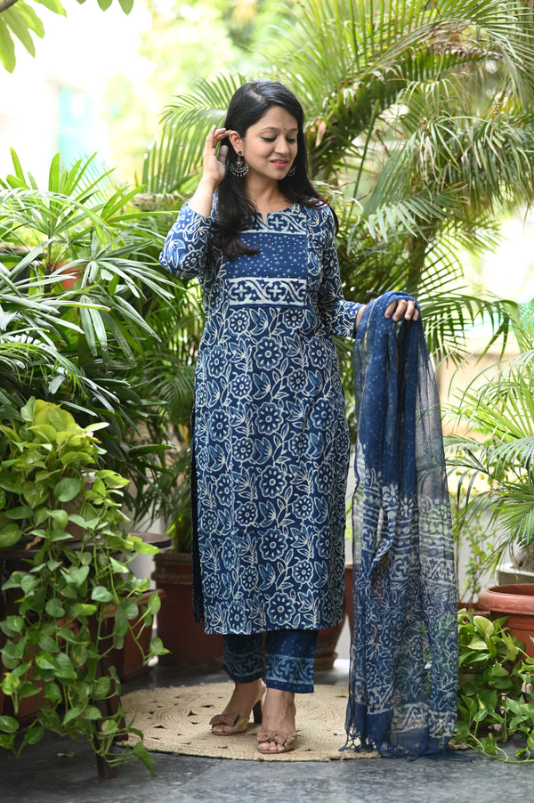 Meherbaan Indigo Bloom Handblock Suit Set πΏ