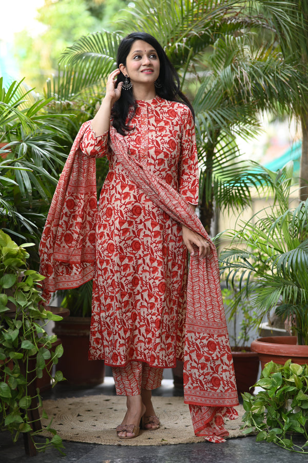 🌺Vaishnavi – The Blooming Make a Bold Statement in Breathable Cotton Elegance 🌺