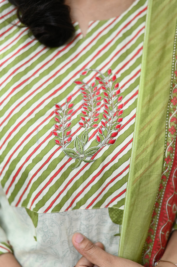 Dharna Botanical Breeze Kurta Set