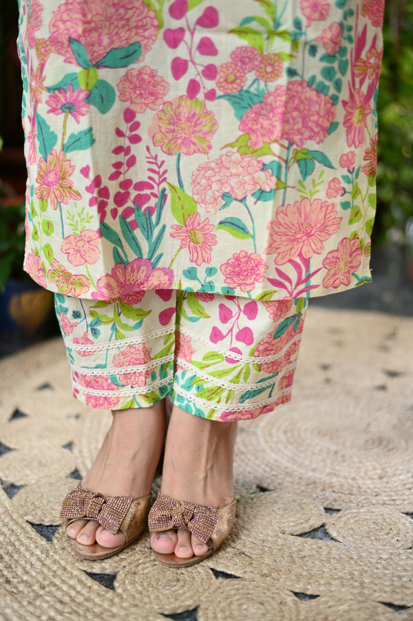 Aabha Floral Pastel Ethnic Kurta Set