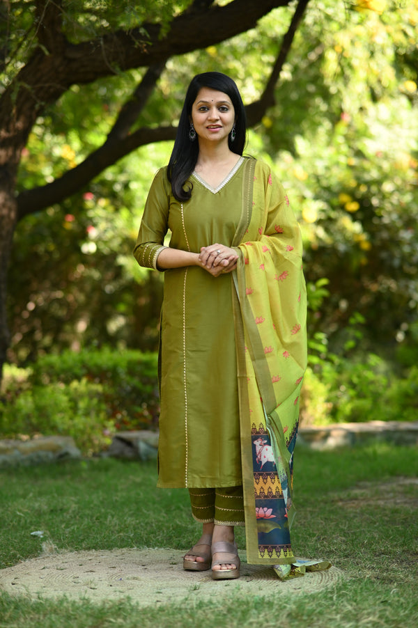 Varshini Silk Suit set with Chanderi Dupatta