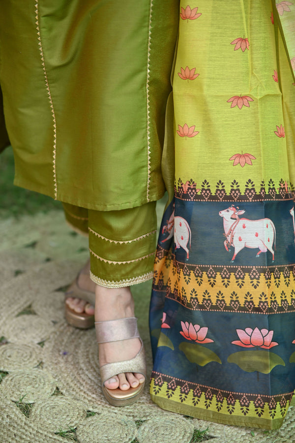 Varshini Silk Suit set with Chanderi Dupatta