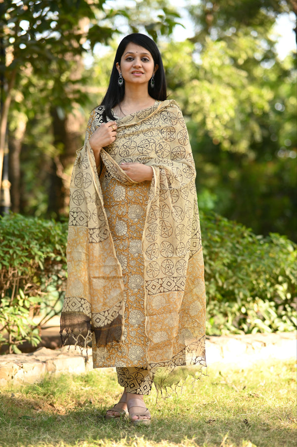 Bagya Pure Cotton Bagru Hand Block Suit Sets