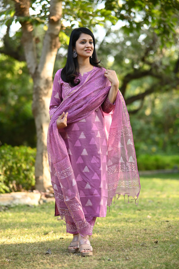 Yukthi Bagru Hand Block Suit Set