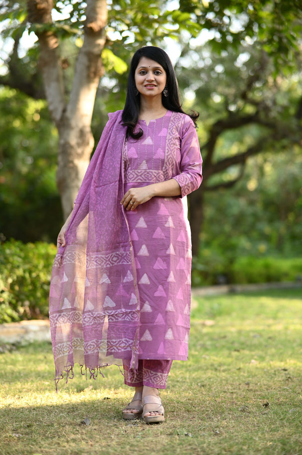 Yukthi Bagru Hand Block Suit Set