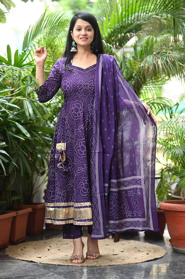 πYamikaTwirl in Royalty with the Elegance of Flowing Flair π