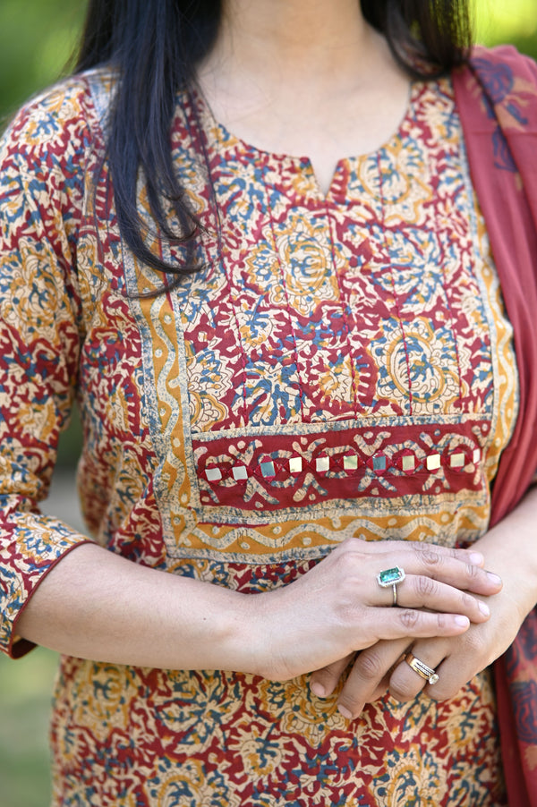 Vanajali Ajrak Handblock Set