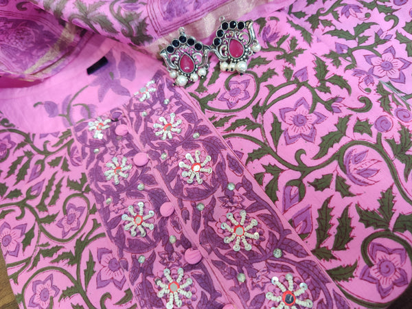 Valli Elegant Floral Pink Hand Block Salwar Suit