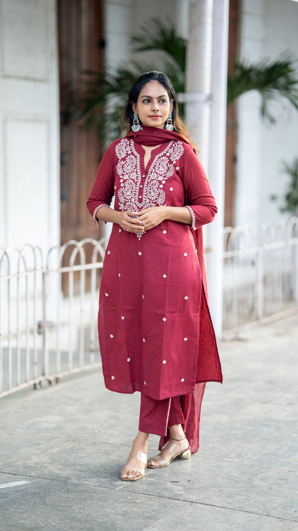 ❤️ Embrace Grace in Handcrafted Embroidery & Pure Cotton Comfort ❤️