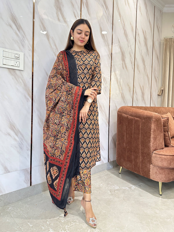 Vasudha Black Gold Paisley Kurta pant Set