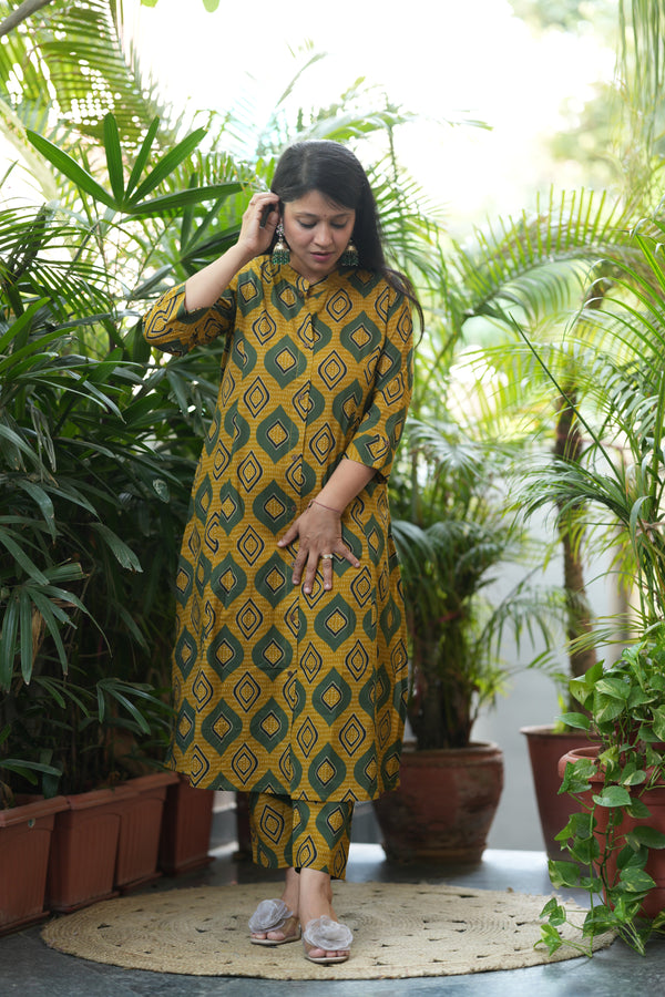 Tarangini Cotton Discharge Print A-Line Suit Set