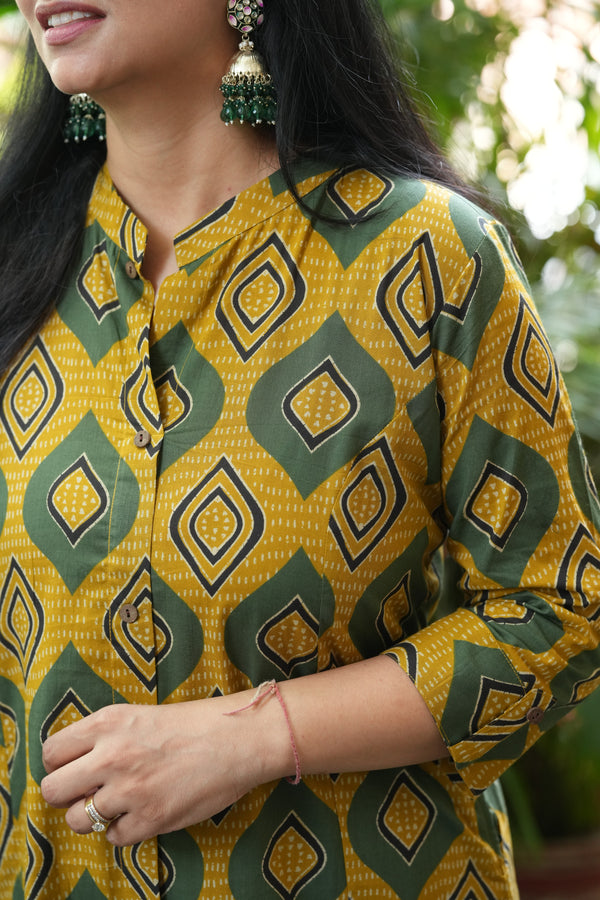 Tarangini Cotton Discharge Print A-Line Suit Set