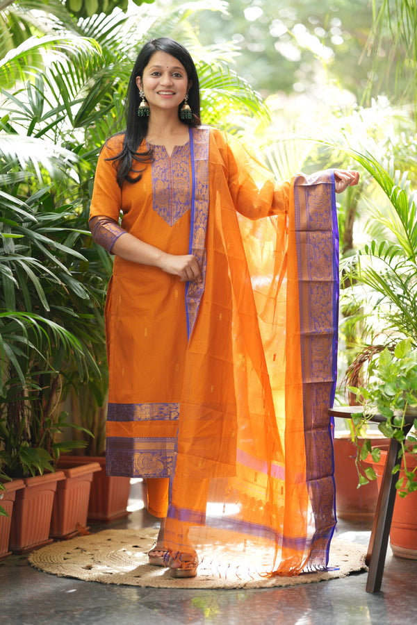 🌸Kanchi Glow – Radiant Orange Elegance