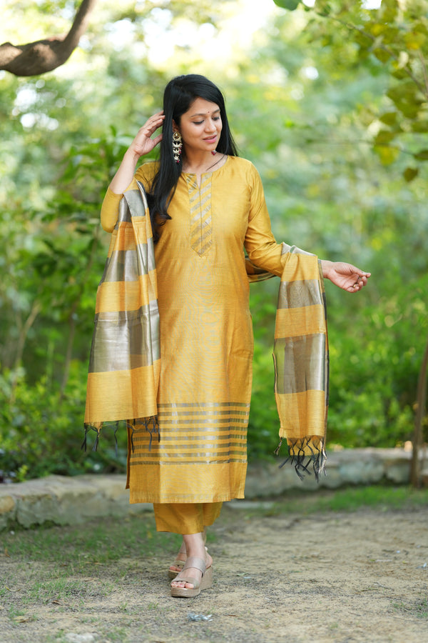 Kanak Rekha Premium SilkSuit Set-Mul mul lining